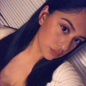 Meet your Posher, Josefina